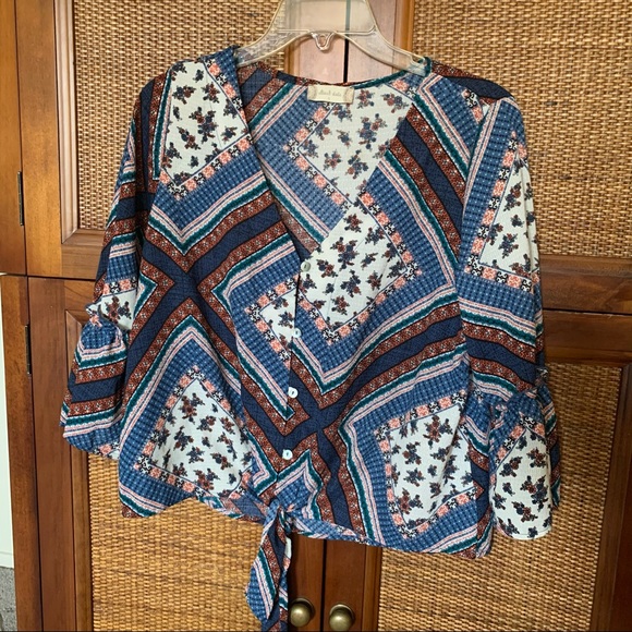 Altar’d State Blue, White Tie-up Large TOP BLOUSE - Picture 1 of 7